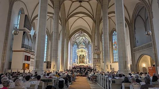 Volle Kirche, tolle Stimmen, Emotionen pur – das war das 6. Gemeinschaftskonzert der Torgauer Chöre.