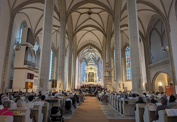 Volle Kirche, tolle Stimmen, Emotionen pur – das war das 6. Gemeinschaftskonzert der Torgauer Chöre.