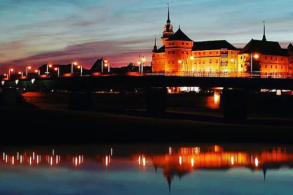 Schloss bei Nacht
